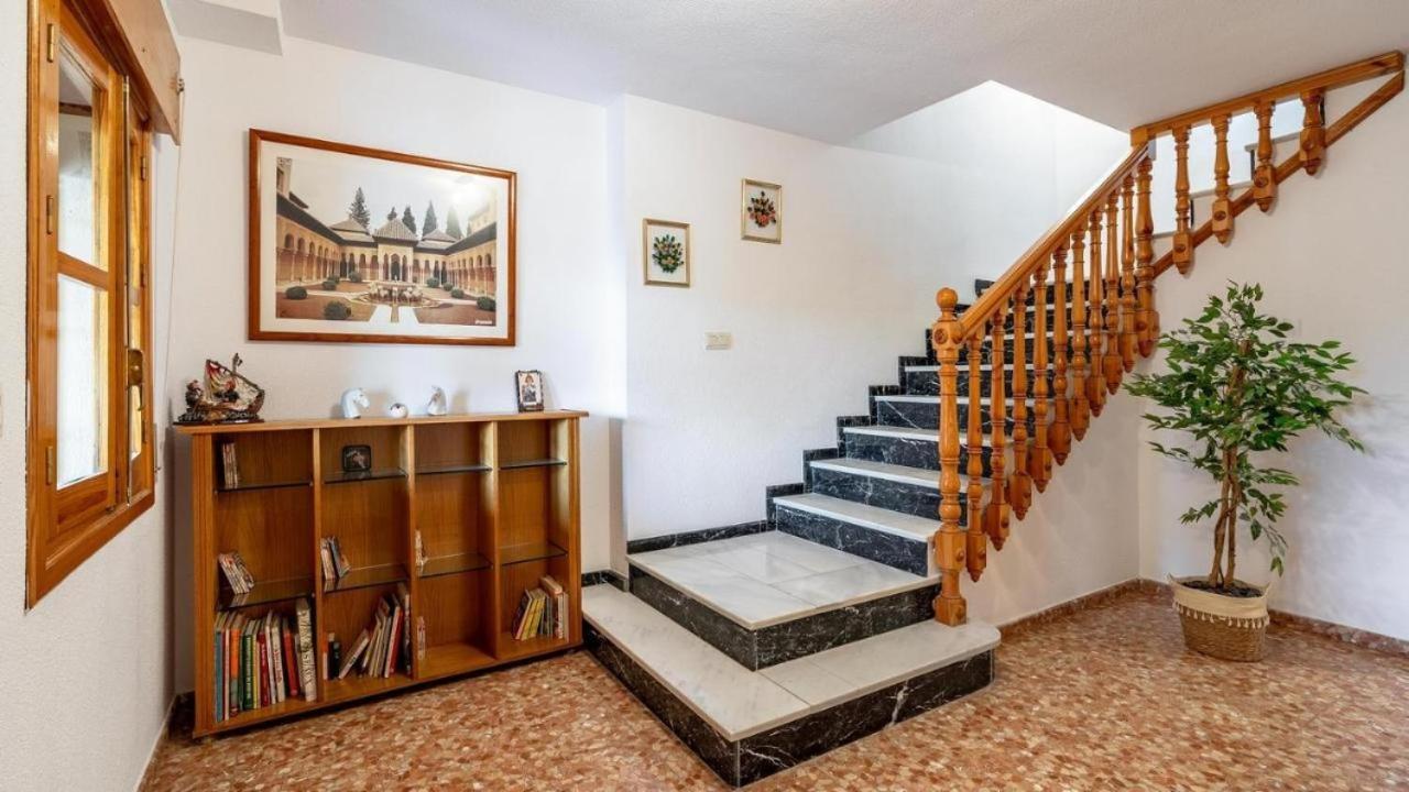 Villa De La Acacia Gojar Buitenkant foto