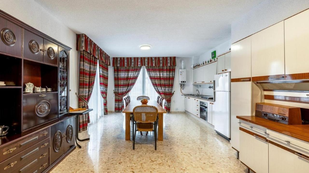Villa De La Acacia Gojar Buitenkant foto